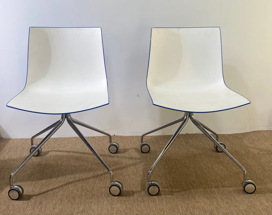 Chaise roulette - Bleu Marine - Plastique