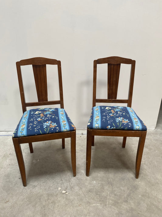 Chaise de salon en bois