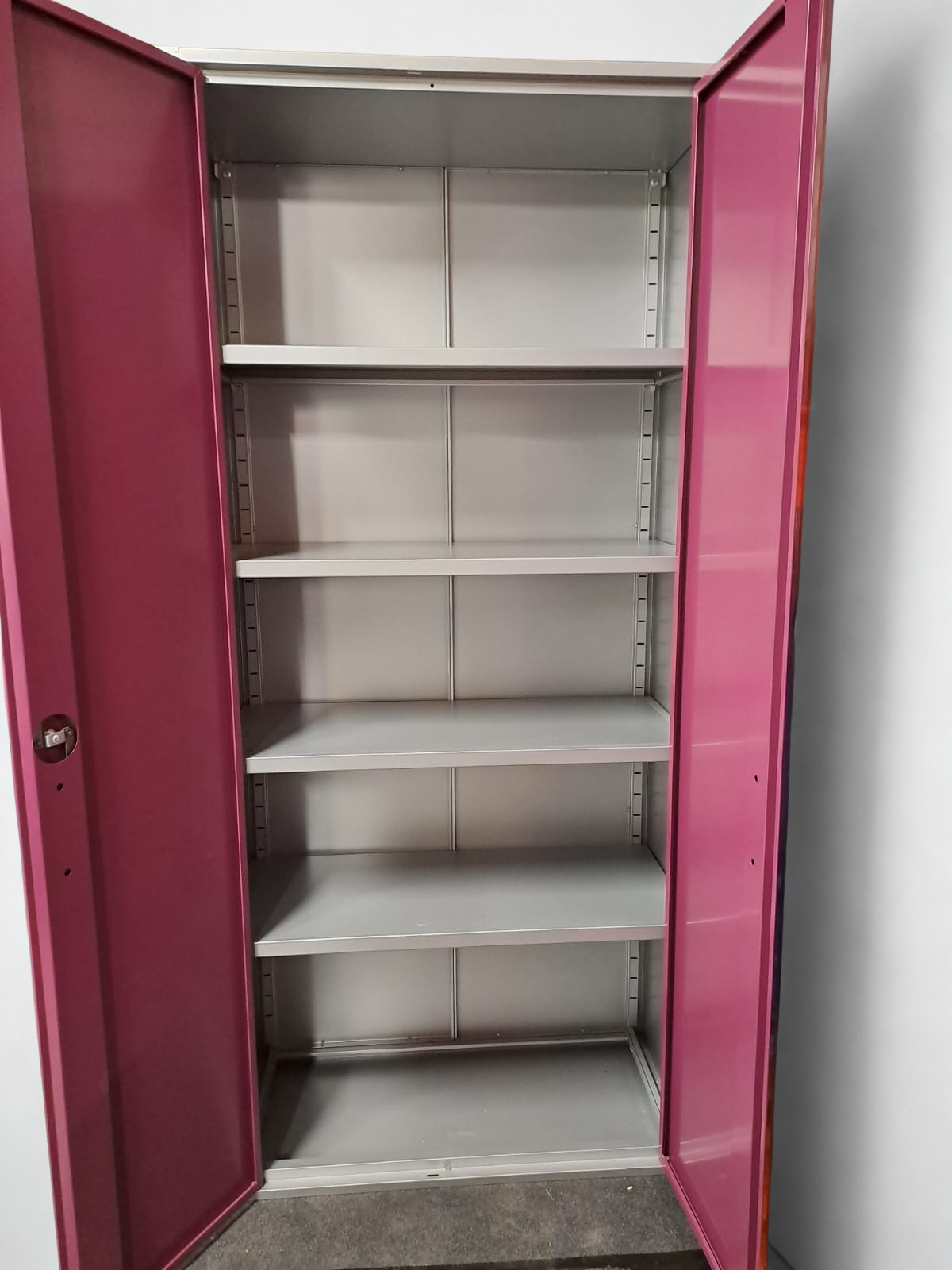 Armoire bureau violet