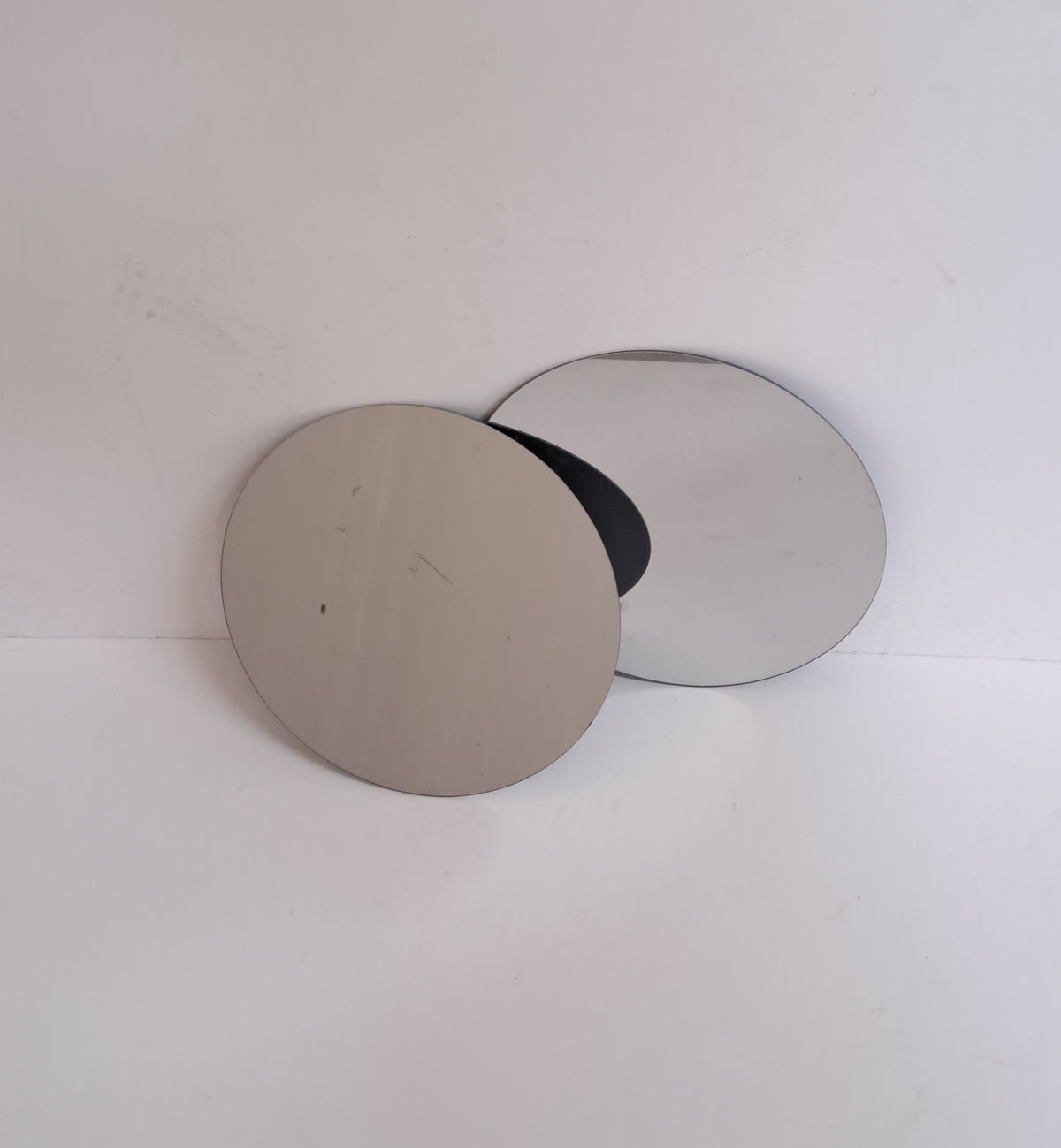 Miroir rond sans encadrement