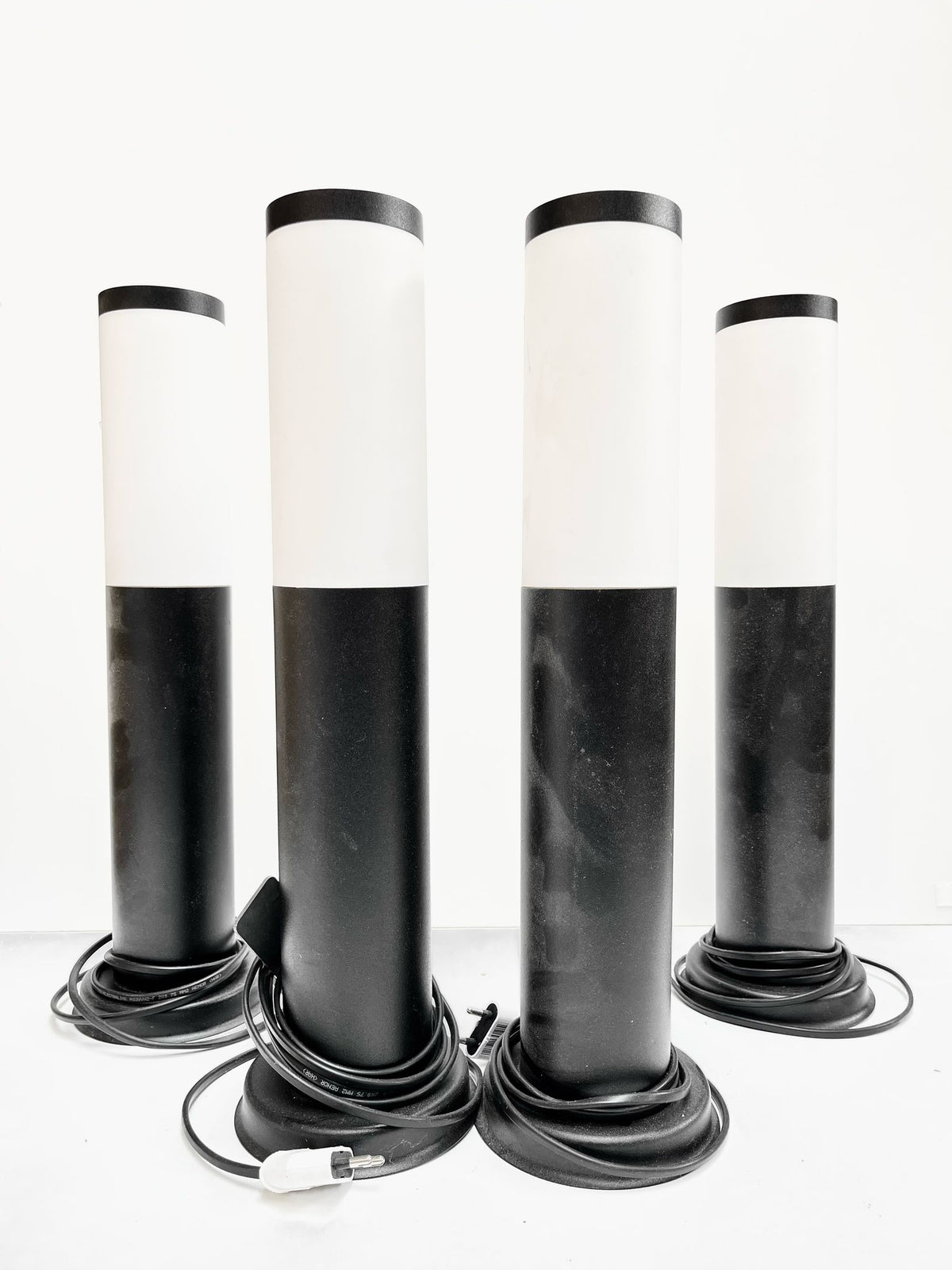 Petites lampes d'extérieur noir et blanc