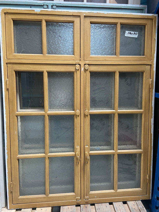 Fenêtre en bois