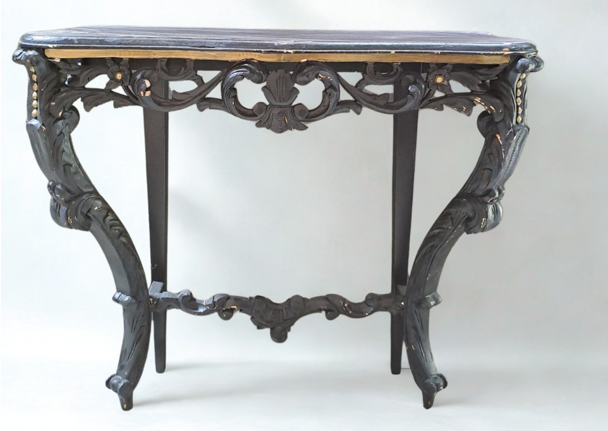 Console sculpté