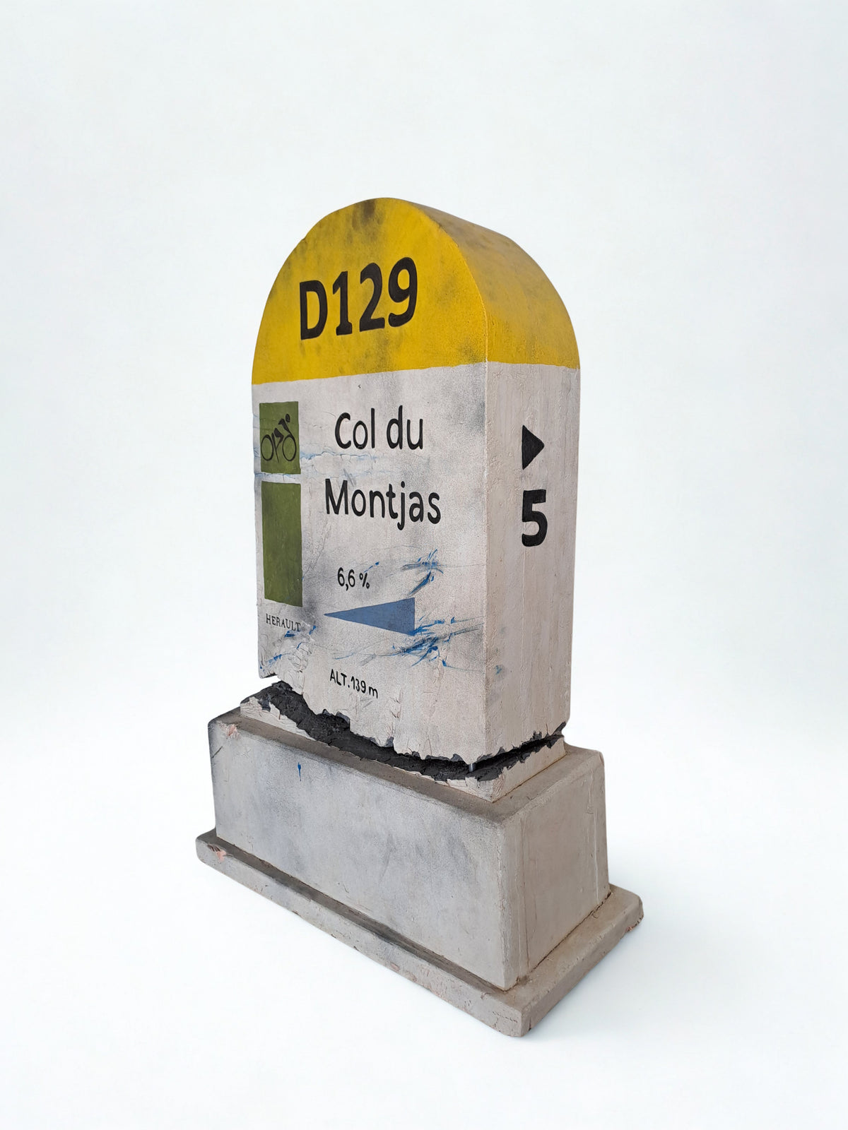 Borne Col du Montjas