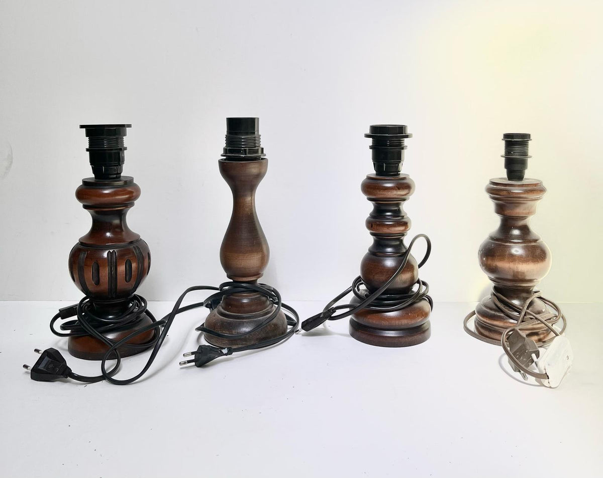 Pied de lampe en bois