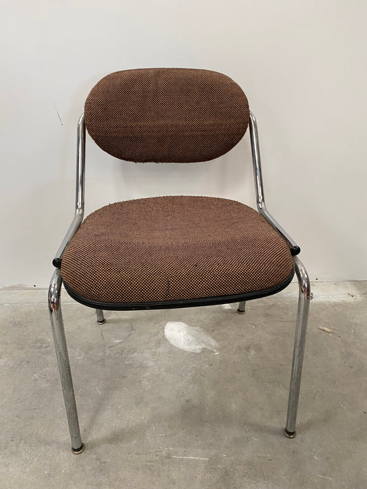 Chaise marron
