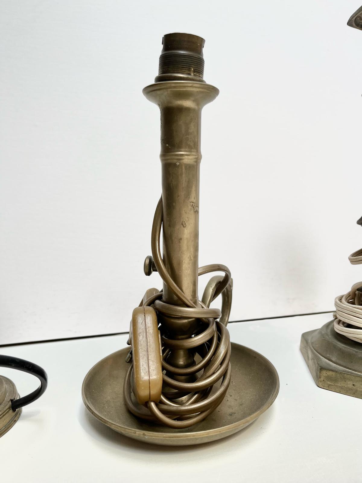 Pied de lampe doré