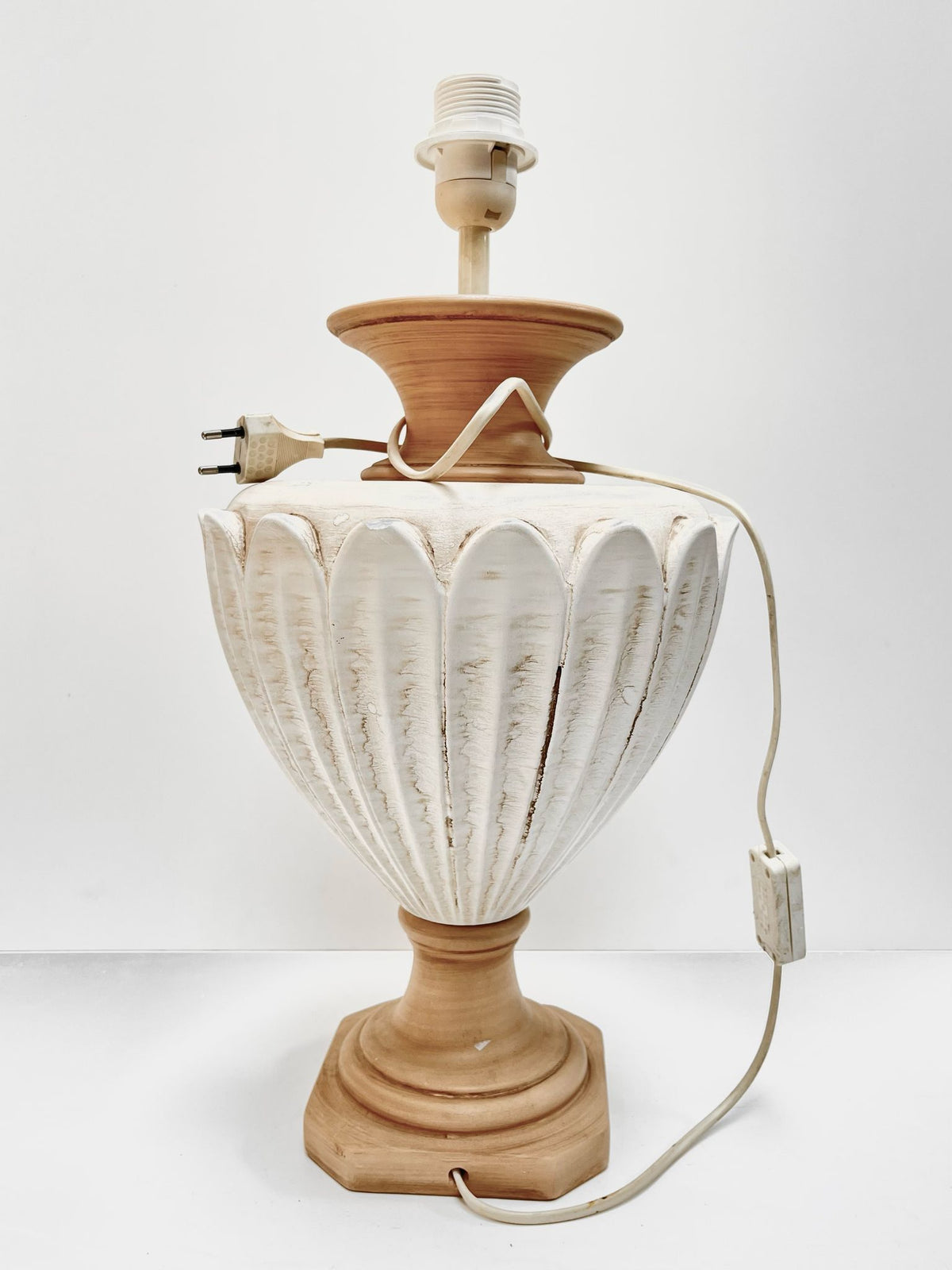 Pied de lampe en céramique blanc et beige
