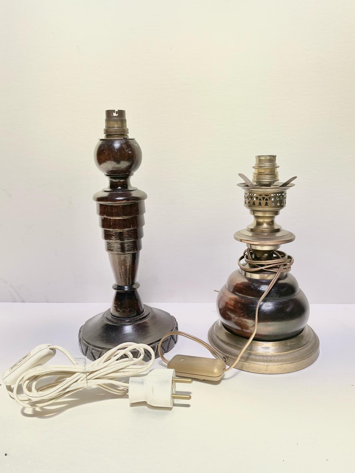 Pied de lampe bois foncé