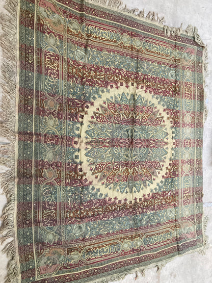 Tapis oriental vert et violet