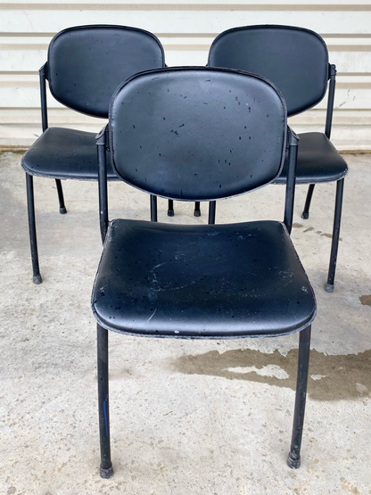 Chaises cuir noir