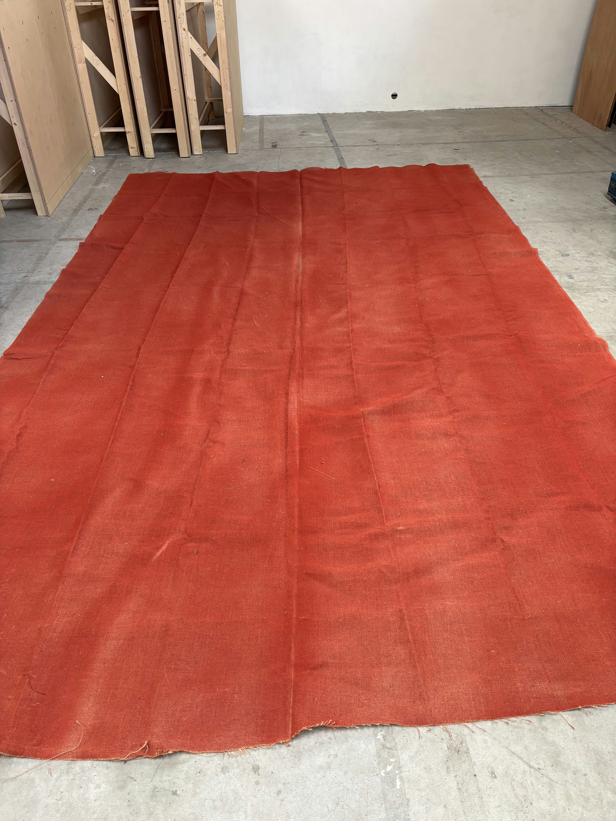 Toile de jute rouge