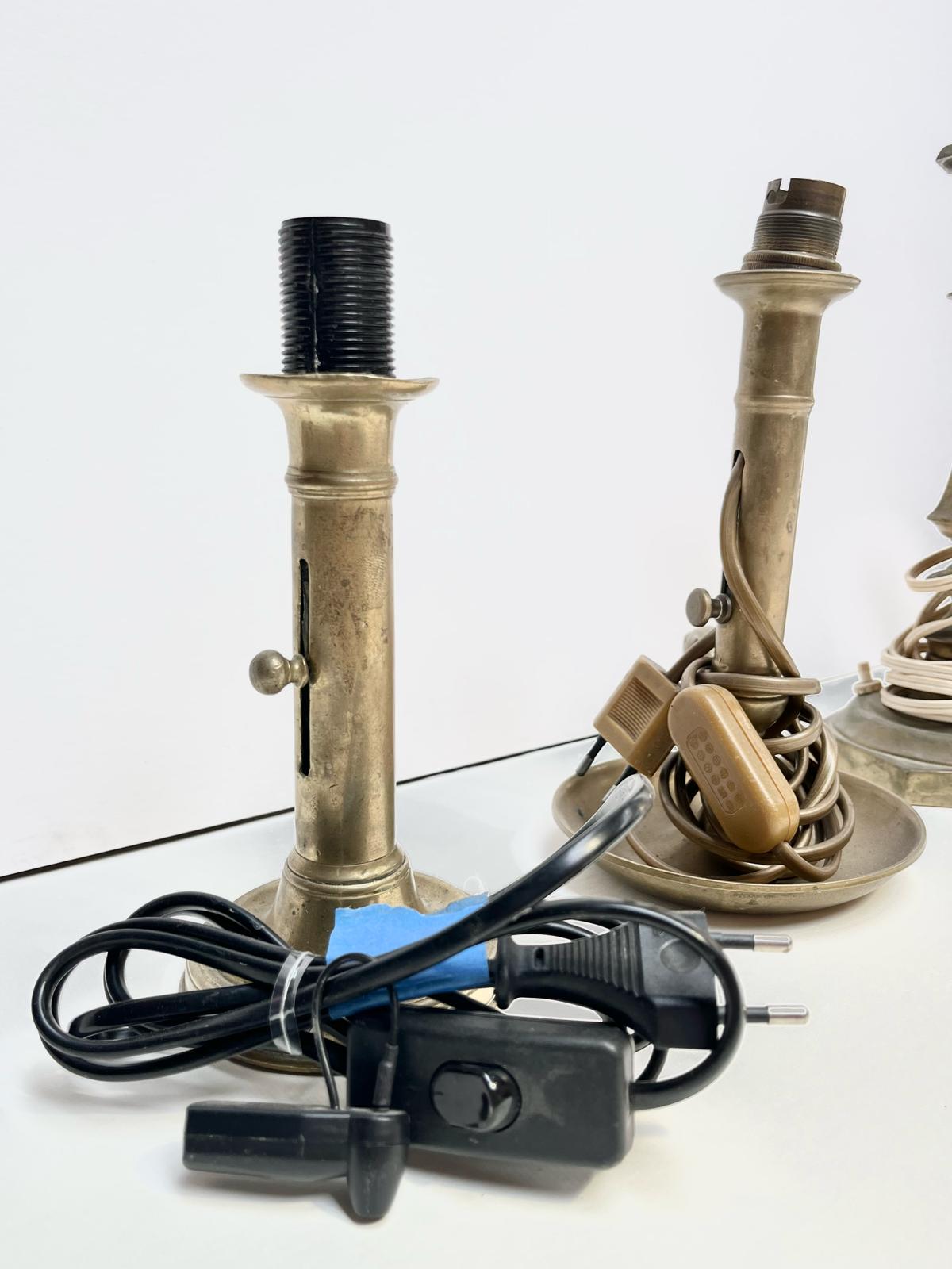Pied de lampe doré