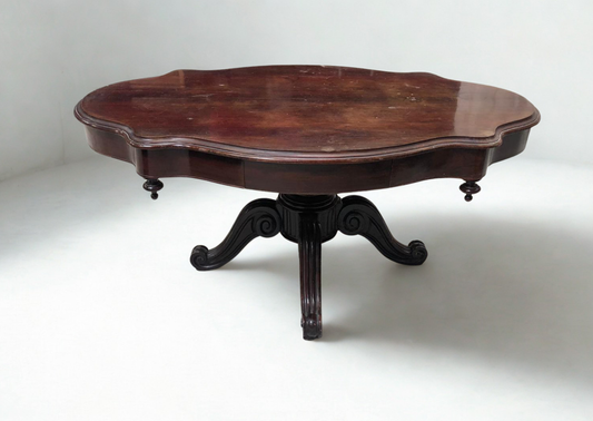 Table Violon - Bois vernis - basse ?