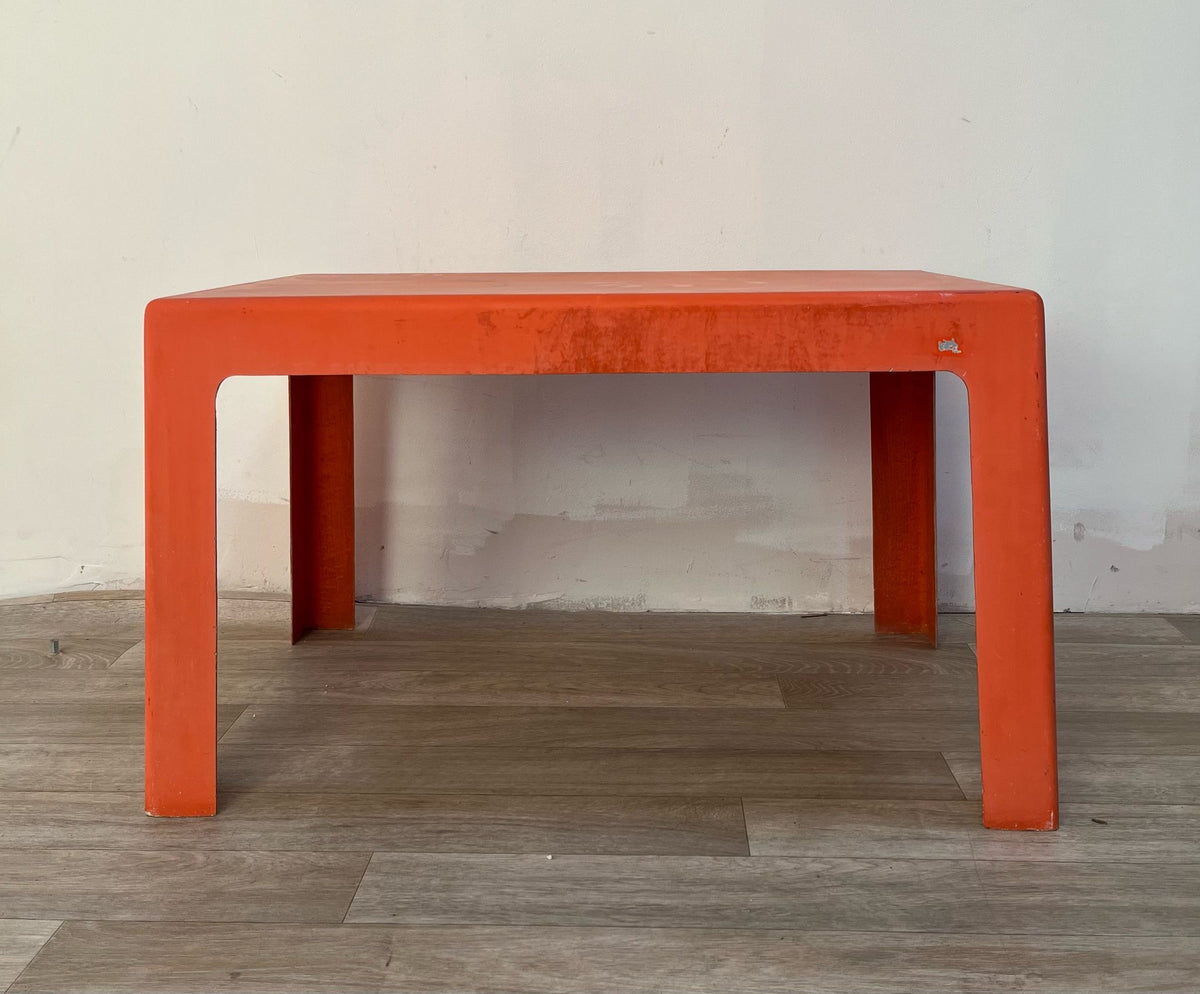 Table basse orange