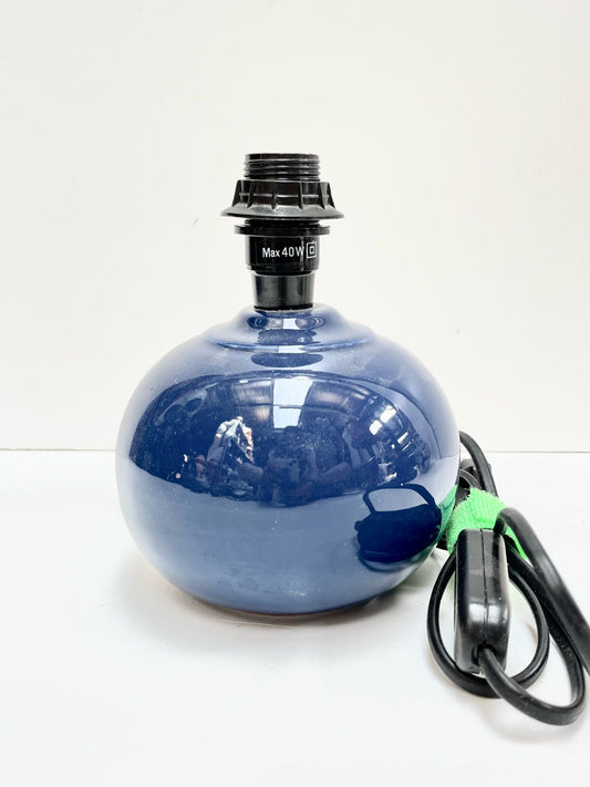 Pied de lampe rond en céramique bleu foncé