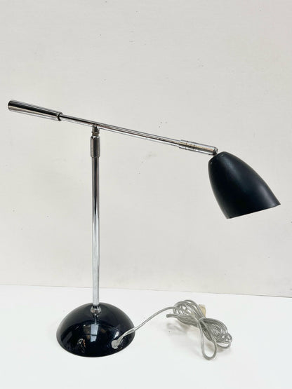 Lampe de bureau noire et argentée