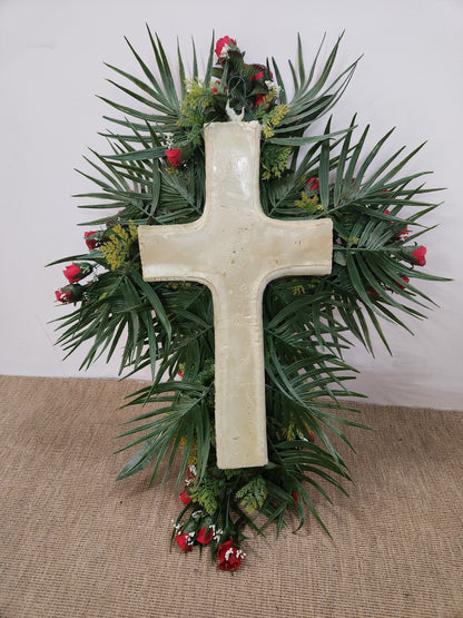 Fleurs synthétiques en forme de croix
