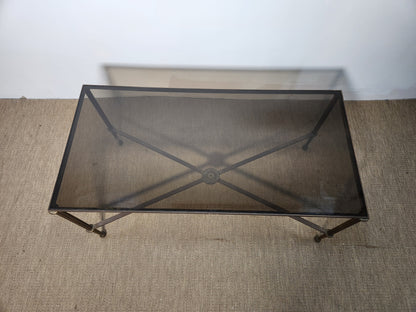 Table basse en verre teinté brun