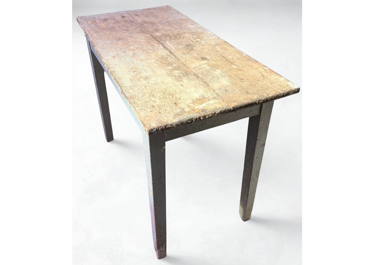 Table de réserve