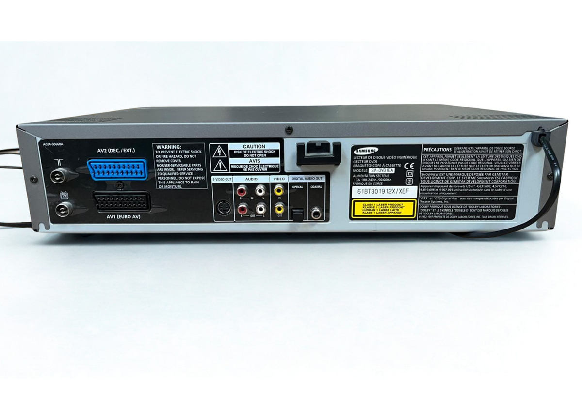 Magnétoscope VHS et lecteur DVD
