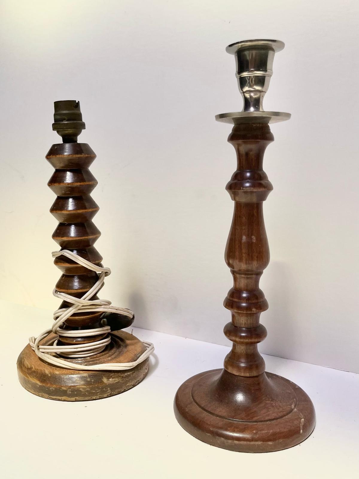 Pied de lampe en bois foncé